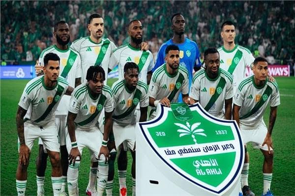 أهلي جدة يثبت بقاء نجمه حتى 2028