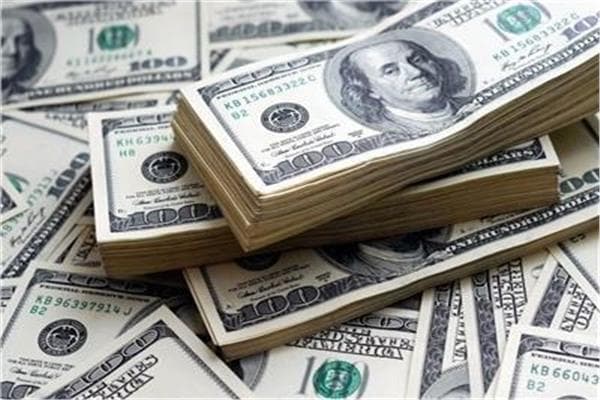 US dollar stability versus Egyptian pound