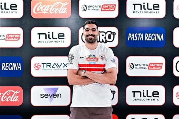 الزمالك يجدد عقد عبد الرحمن الشحات للفريق