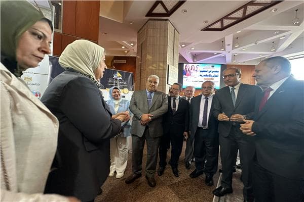دمياط تعرض برامجها في معرض التعليم