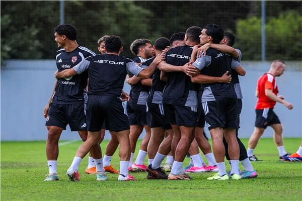 الأهلي يختتم تدريبه في إسبانيا استعدادا لمباراة اليوروب
