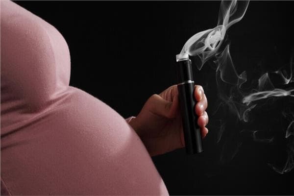 E-cigarette flavor linked to fetal risks