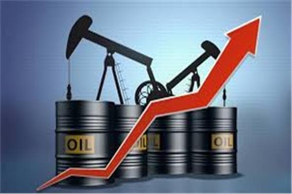 الخام الأمريكي يرتفع إلى 82.40 دولار