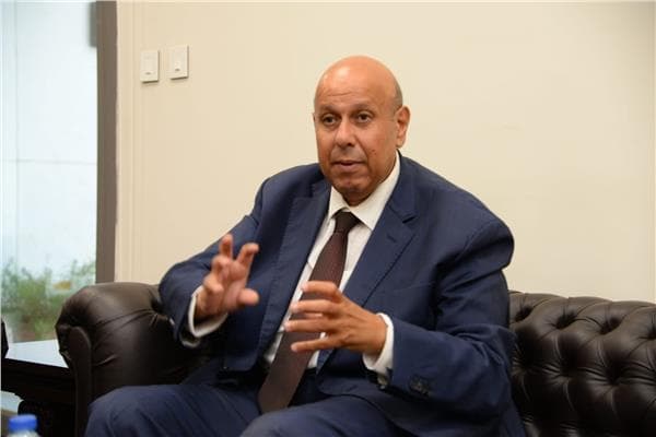 Zoua University Focuses on Research Skills