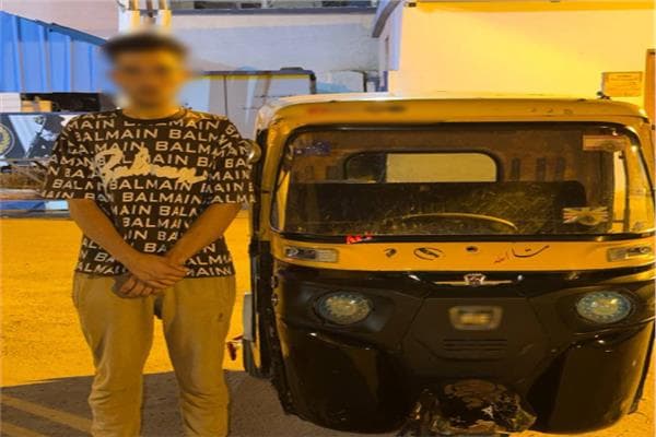 Tuk Tuk Driver Flees After Student Hit in Beheira
