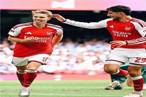 Arsenal wins FA Shield with Hat-Trick