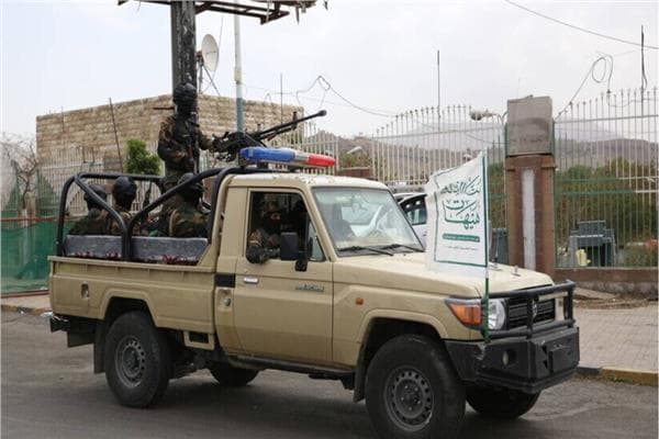 Houthi shelling damages homes in Taizz