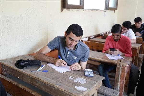 Azhar Secondary Exam Session Commences