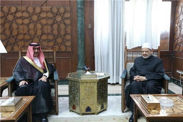 Al-Azhar Sheikh Meets Saudi Ambassador