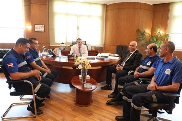 تكريم أبطال الإسعاف ونجاة طفل