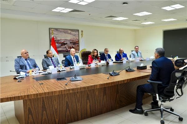 1020 مقابلة لوظائف التنمية المحلية