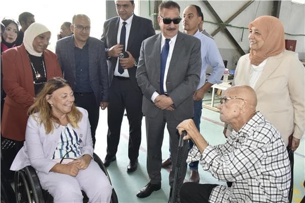 محافظ بورسعيد يعزز دعم الأشخاص ذوي الإعاقة