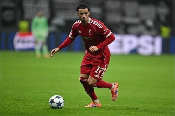 جونز يقترب من مغادرة ليفربول