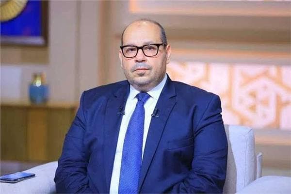 Egyptian Olympic President Yasir Idris mourns mother's death