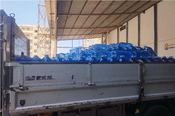 ضبط 6200 لتر منظفات غير مرخصة ببلطيم