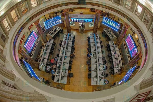 Egyptian market outpaces Arab stocks