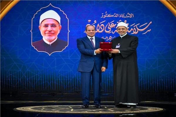 الأوقاف تقيم حفل بمولد النبي