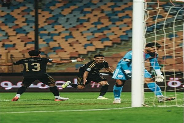 Al-Ahli leads ZED at halftime