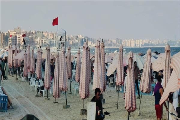 إخلاء البحر على سواحل الإسكندرية