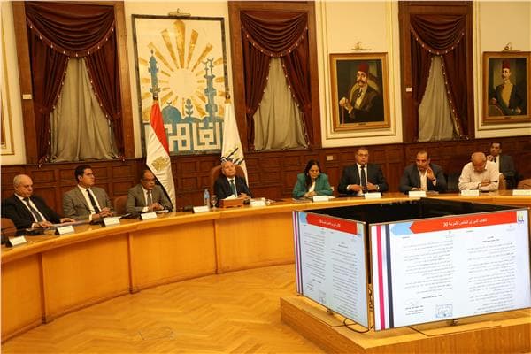 Cairo Governor reviews 30th wave violation removals