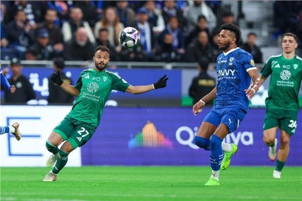 الهلال وأهلي جدة في مواجهة حاسمة بالدوري السعودي
