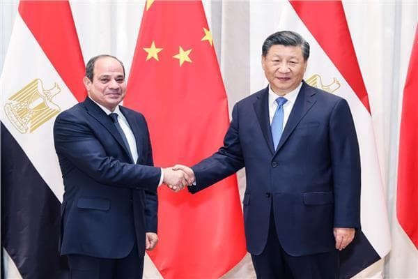 الرئيس الصيني يتجه إلى القاهرة بعد قمة شنغهاي