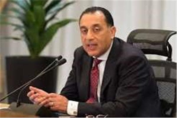 رئيس الوزراء يراجع جهود منظومة الشكاوى