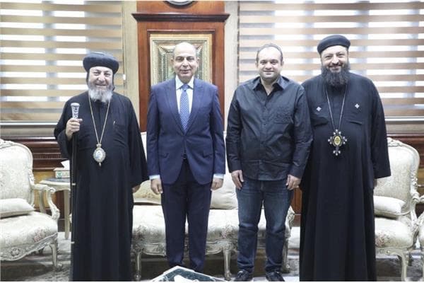 محافظ المنيا يروج للشراكة مع المؤسسات الدينية لتنمية المجتمع