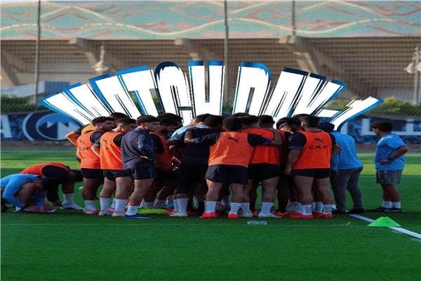 Pyramids vs El Gouna match underway