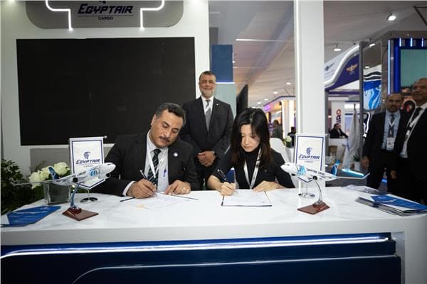 Air cargo expands global routes