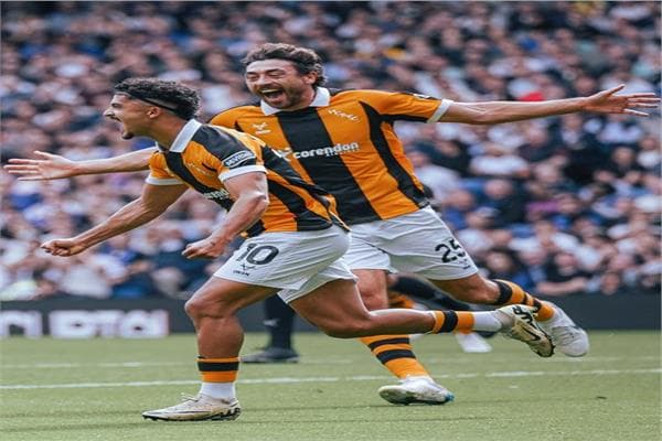 Chelsea trail Hull at halftime