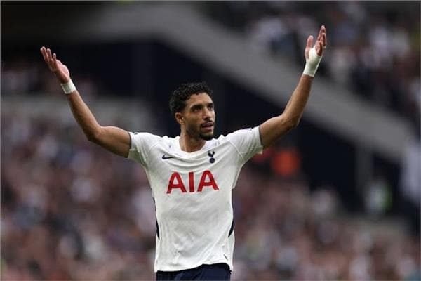 مرموش يقود توتنهام ضد إيفرتون