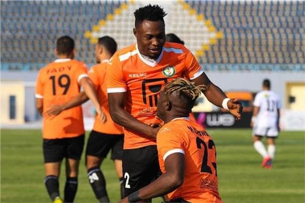 سيراميكا يواجه البنك الأهلي في الدوري