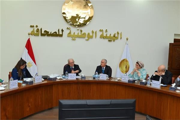 Hussein Issa Highlights Role of National Press