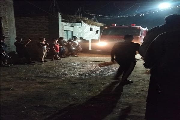 Large fire destroys 6 homes in Sohag