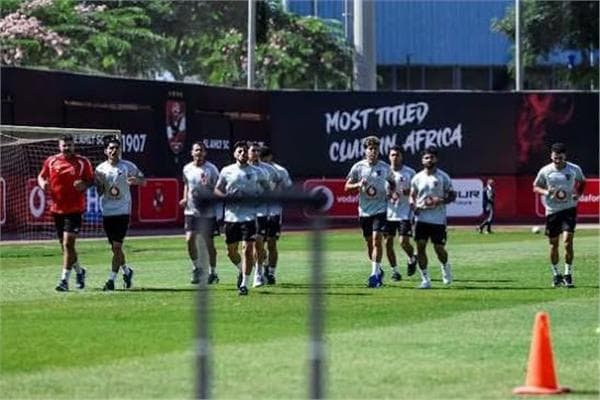 الأهلي يواصل تدريباته بعد فوزه
