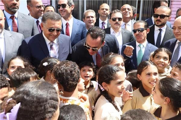 قيادات مستقبل وطن تفتتح قافلة طبية في سنديون