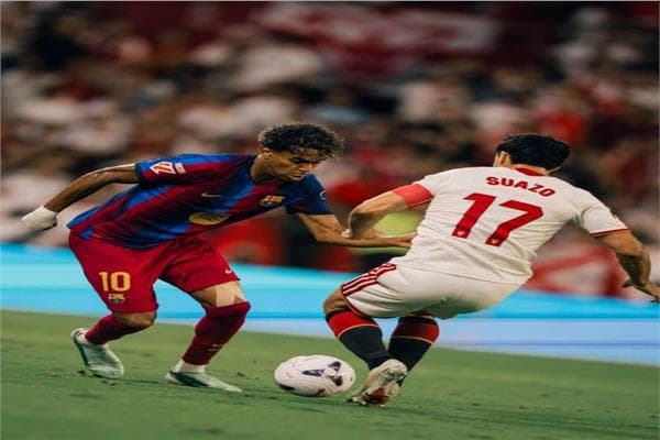 تعادل في بداية مباراة برشلونة وإشبيلية