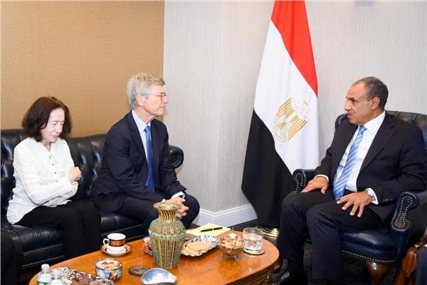 Foreign Minister discusses with Sachs at UN