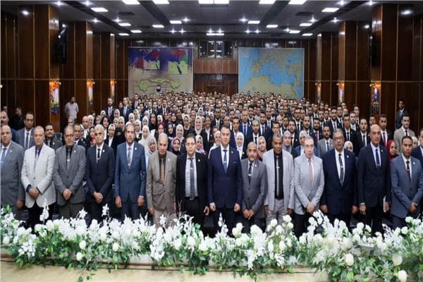 المحطات النووية تدعم دفعة جديدة من المهندسين