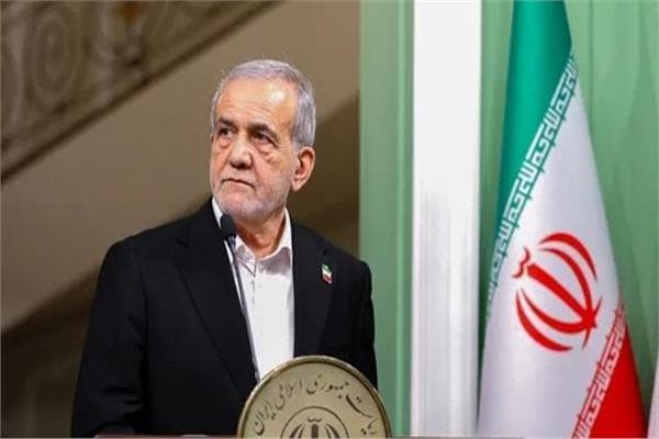 Biezhskian Caps Off to Support Iran at UN