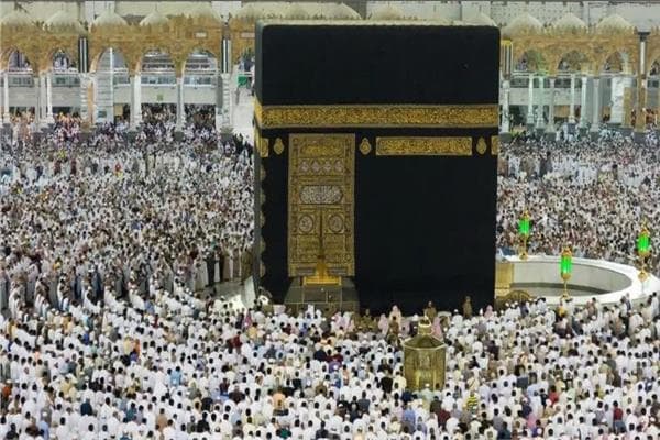 Tourism agency Flags illegal Hajj ads