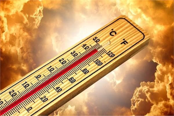 Cairo experiences hot and humid fall day