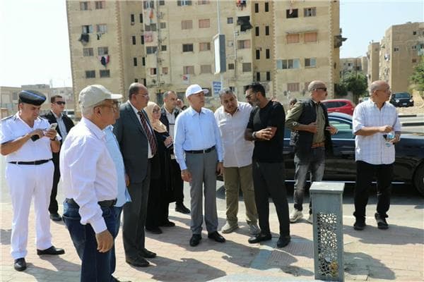Cairo Governor oversees Mokattam Corniche cleanup