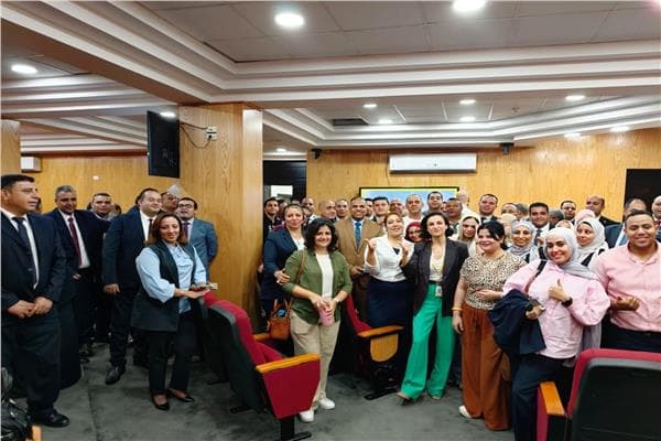 تدريب مهني لرساء مستوى 440 عاملا في مطار القاهرة