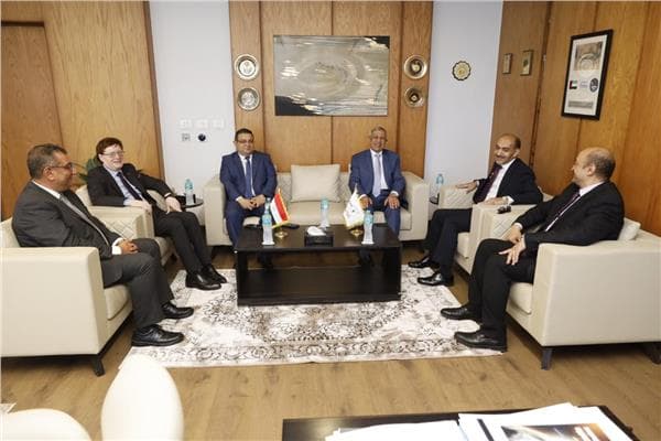 Egyptian Space Agency and Arab Academy Discuss Collaboration
