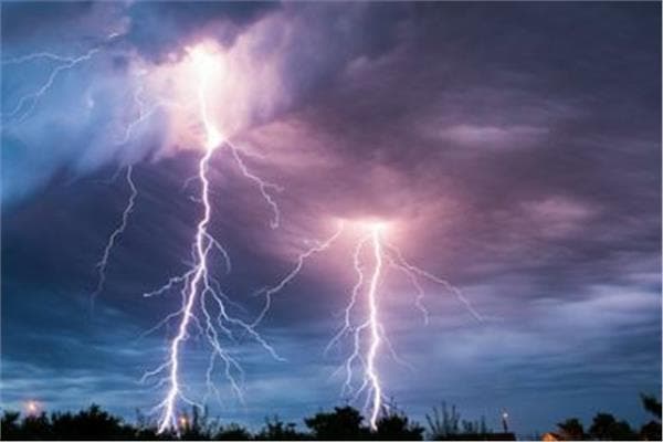 تقلبات جوية مع أمطار ورعد