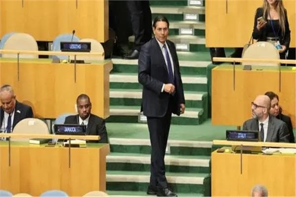 تصرف إسرائيل يُثير استغراب عضو الوفد الإيراني