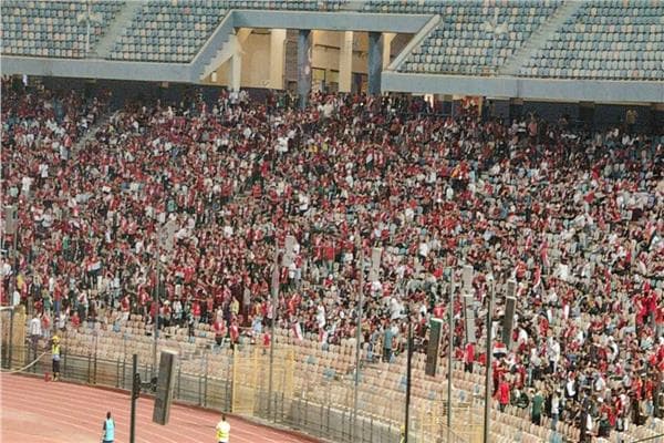 Fans back El-Shenawy after Hassan's remarks