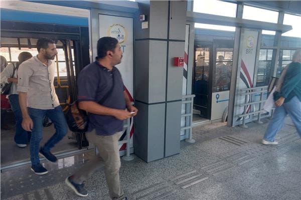 Passenger surge at second Sun Capital shuttle phase